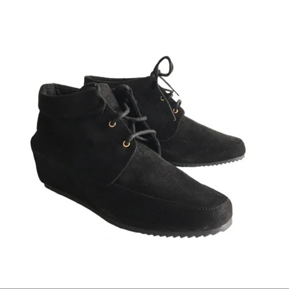 American Eagle Black Faux Suede Women’s Booties US Size 7.5
